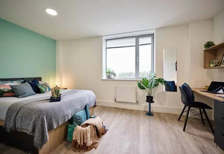 Silver Ensuite Accessible - Bedroom