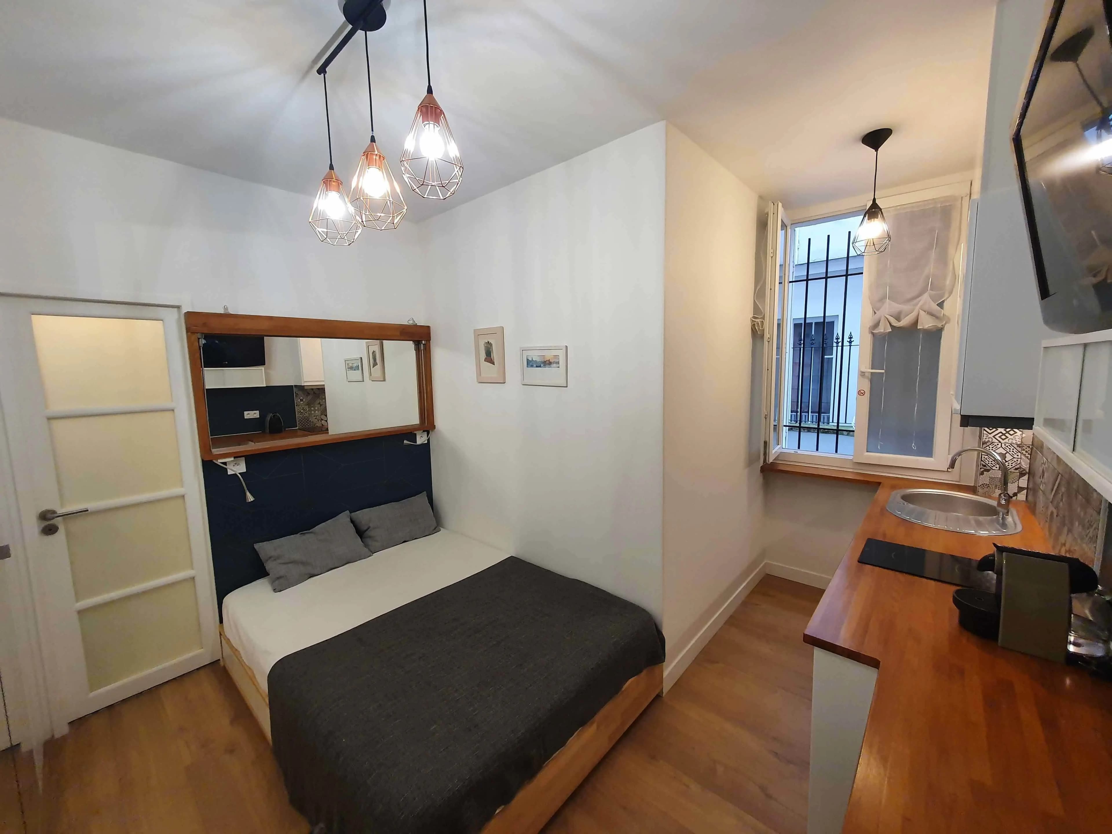 PARIS 16e·14m²·F1·Studio·With furniture