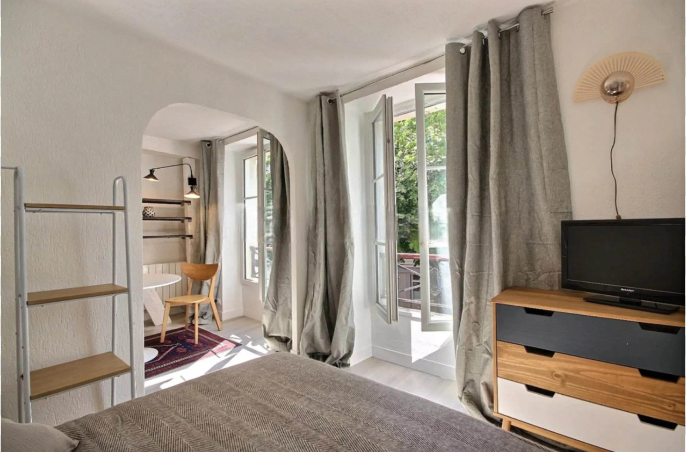 studio in 3rd arrondissement, Temple