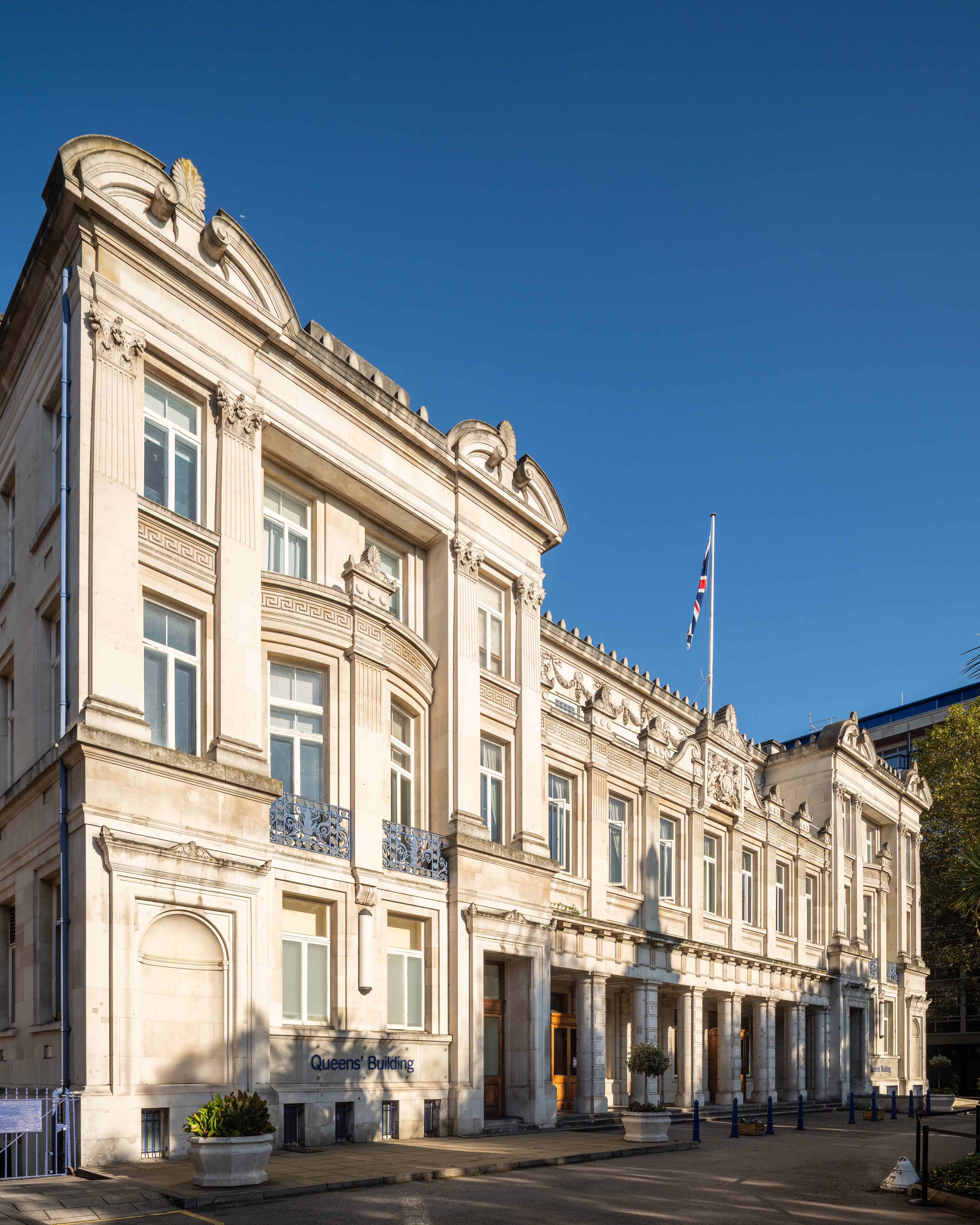 Queen Mary University of London